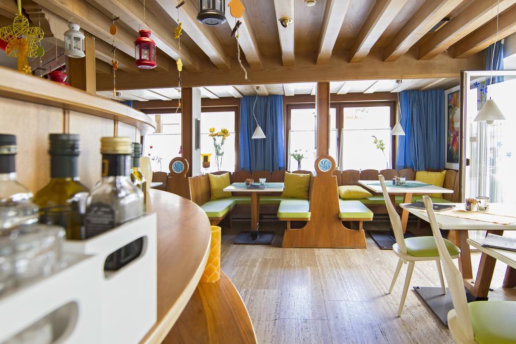 Chalet Madrisa Corvara In Badia Eksteriør billede