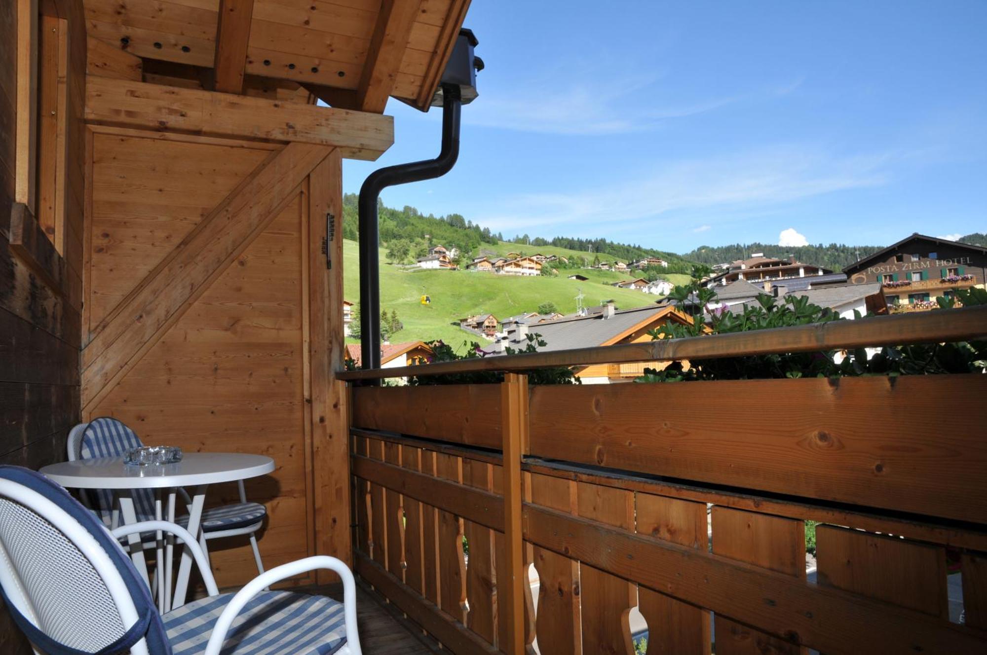 Chalet Madrisa Corvara In Badia Eksteriør billede