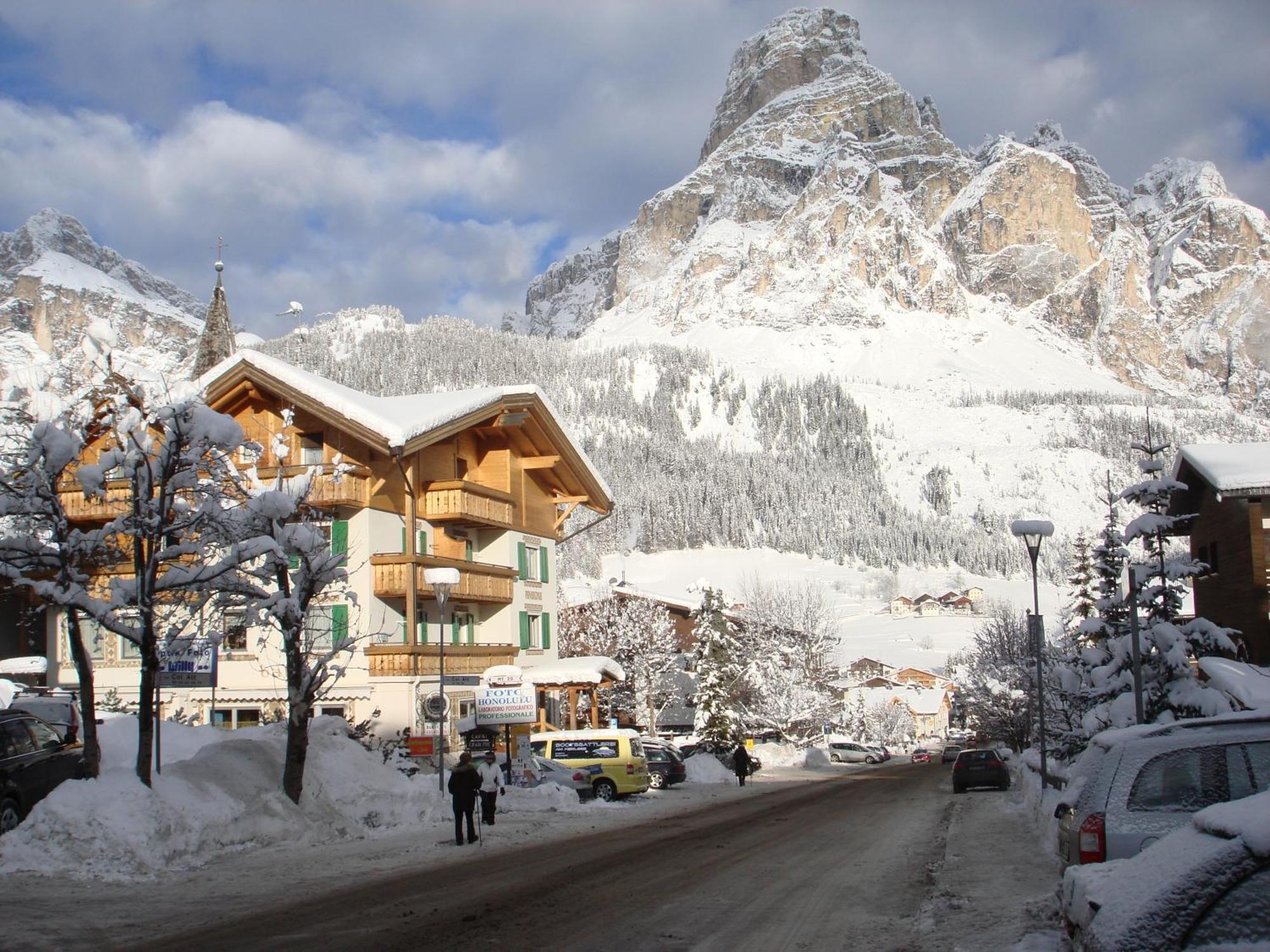 Chalet Madrisa Corvara In Badia Eksteriør billede