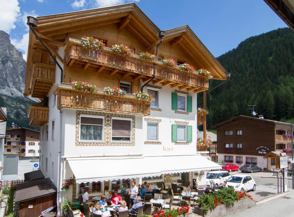 Chalet Madrisa Corvara In Badia Eksteriør billede