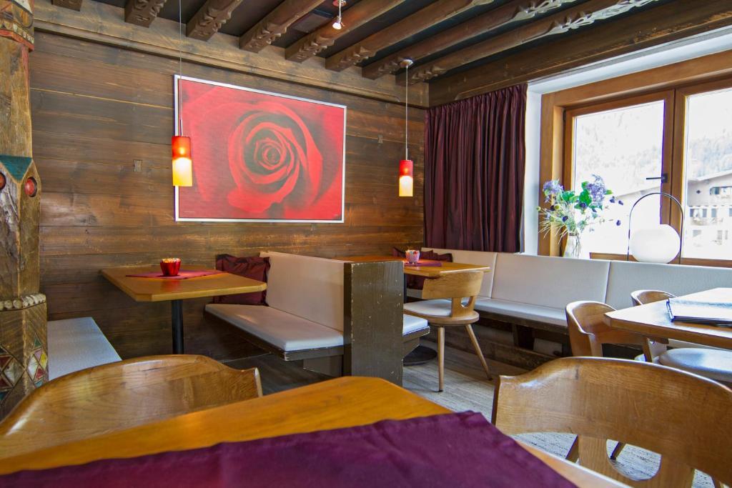 Chalet Madrisa Corvara In Badia Eksteriør billede