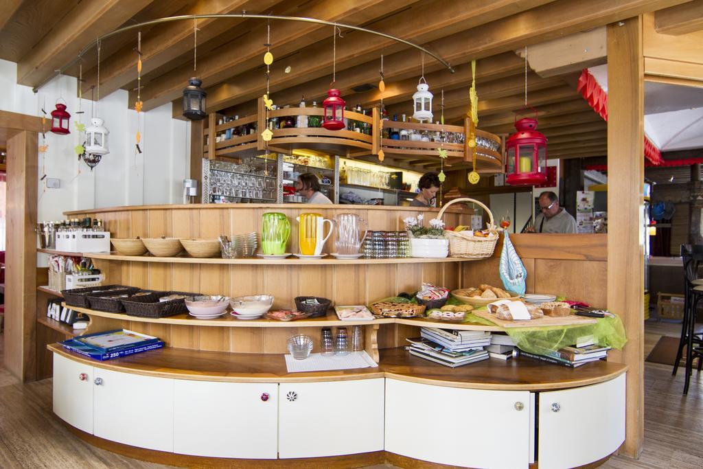 Chalet Madrisa Corvara In Badia Eksteriør billede