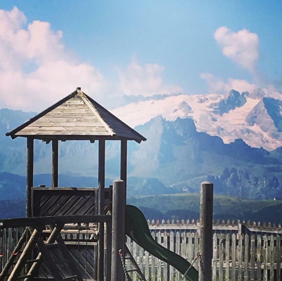 Chalet Madrisa Corvara In Badia Eksteriør billede