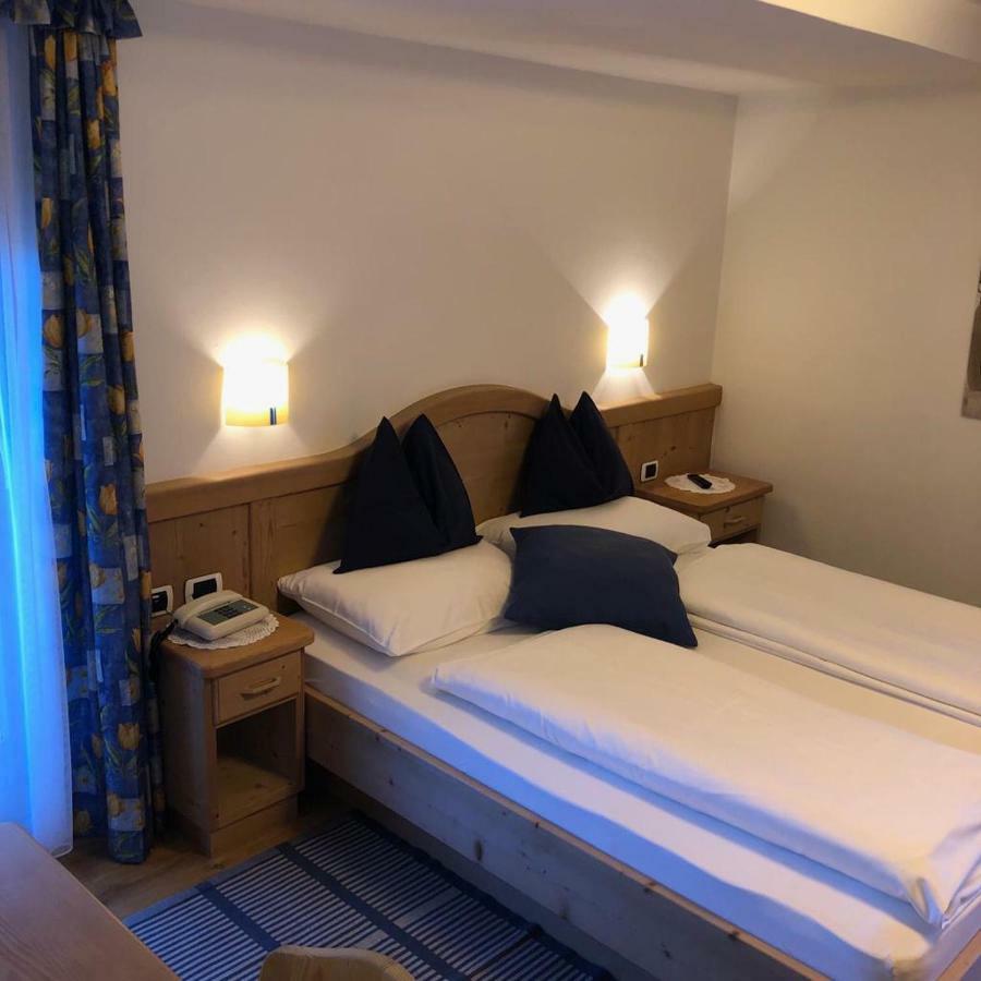 Chalet Madrisa Corvara In Badia Eksteriør billede